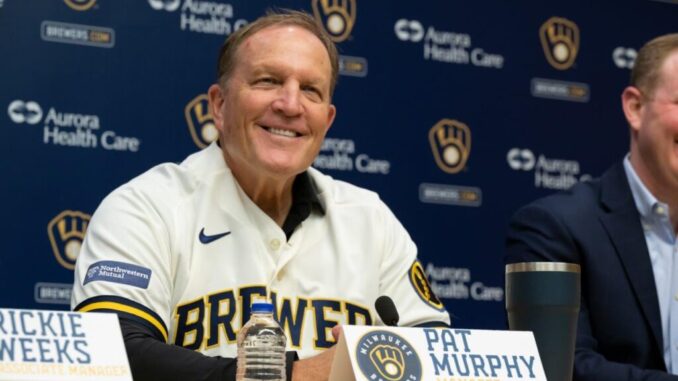Pat-Murphy-Brewers-1024x682-1
